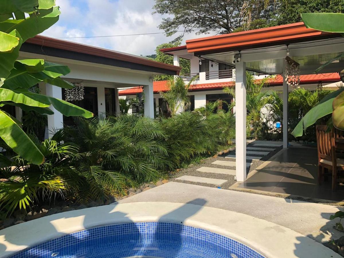 Good Life Lodge Samara Exterior photo